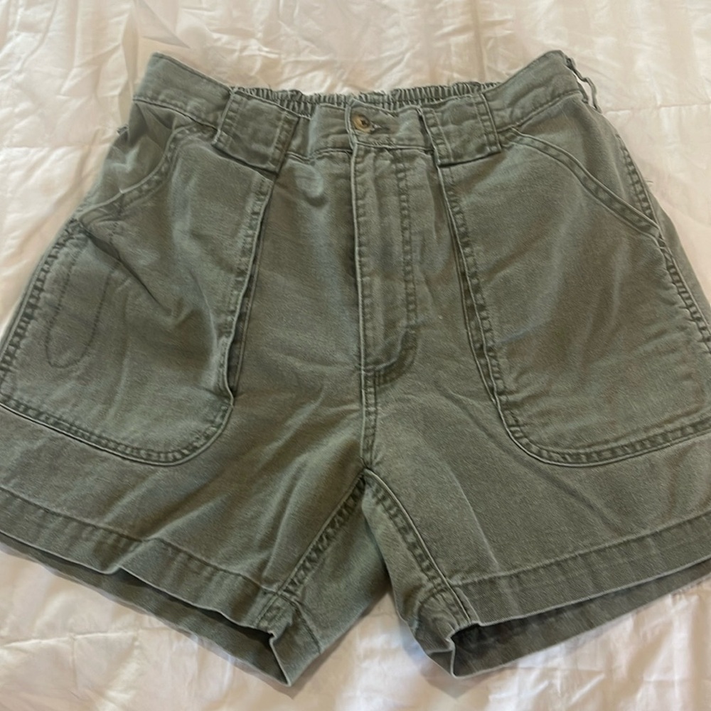 Hook & Tackle original Beer can island shorts